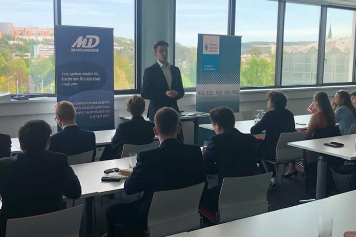 Obrázek aktuality Ogaři z Valašska na další simulaci Evropského parlamentu