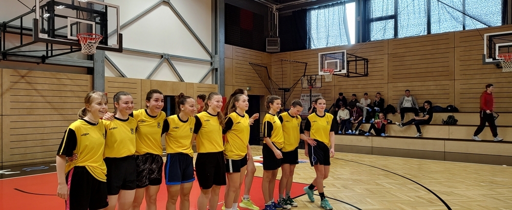 Obrázek článku Historický úspěch děvčat v turnaji středních škol v basketbale