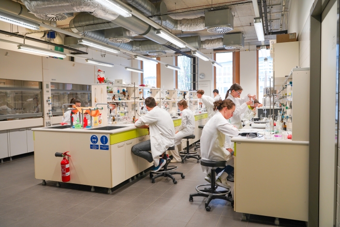 Obrázek aktuality Úspěch v krajském kole Chemické olympiády kategorie C