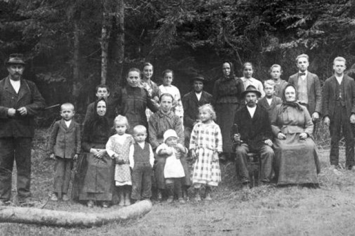 Obrázek článku Kalendárium připomíná 2. květen 1945 a krutý osud poslední vypálené osady na Valašsku