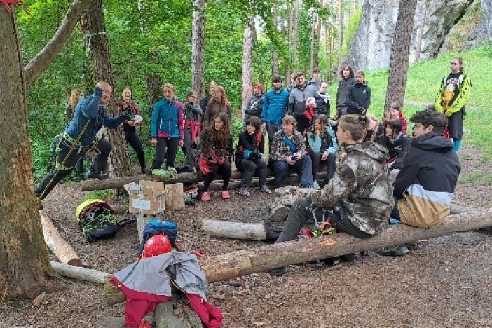 Obrázek aktuality Kurz skálolezení pro 2. a 3. ročníky čtyřletého Gymnázia