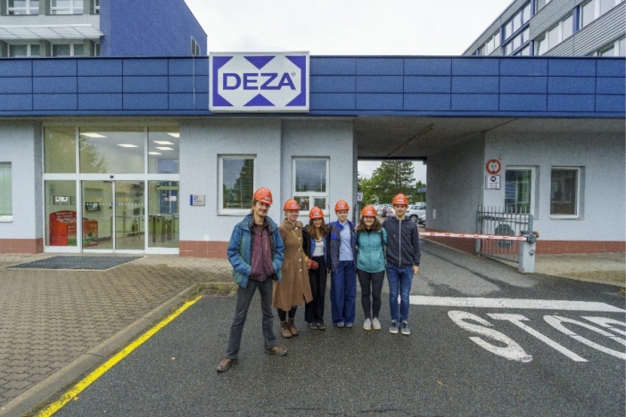Obrázek aktuality Exkurze do chemičky DEZA