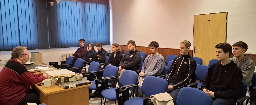 Obrázek článku Seminaristi v archivu