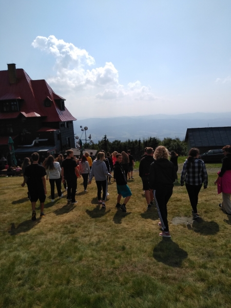 Adaptační kurz třídy 1. A, 6. –7. 9. 2018, Radhošť (foto: Zuzana Halaštová)