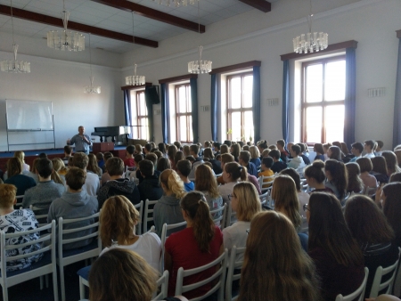 Přednáška psychologa Ivana Doudy, aula školy, 16. 10. 2018 (foto: Lukáš Korábečný) (1)