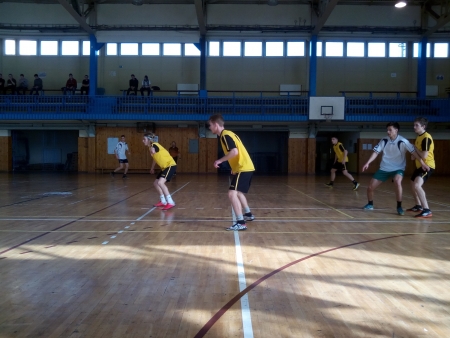 Okresní kolo ve fotbale SŠ, tělocvična SŠIEŘ RpR, 21. 3. 2019 (fotoVojtěch Blabla) (2)