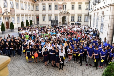Finále jubilejního XXV. ročníku hodnocené přehlídky gymnaziálních pěveckých sborů Gymnasia Cantant, Brno, 25.–27. dubna 2019 (foto organizátoři soutěže) (2)