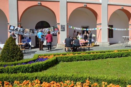 Férová snídaně ve ValMezu, nádvoří zámku Žerotínů, 11. 5. 2019 (foto Monika Hlosková) (13)
