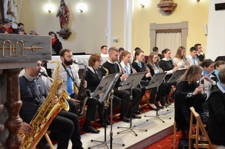 Adventní koncert Basové G a Beskydský orchestr 22. 12. 2019 (foto Stanislav Prečan)