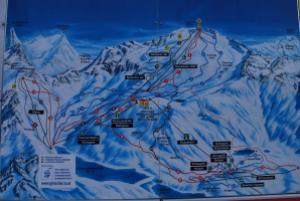 Lyžařský kurz v rakouských Alpách 2016, mapa skiareálu Mölltaler Gletscher (foto: Hynek Bartošek)