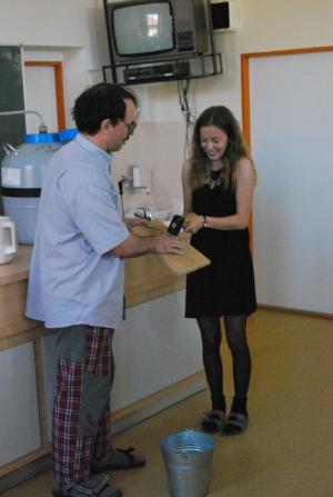 Experimentálně zaměřená přednáška Mrazivý dusík RNDr. Pavla Konečného, CSc., 23. 5. 2016 (foto: Hynek Bartošek)