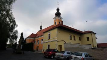 Soustředění sboru Basové G v Dřevohosticích, 12. až 14. 5. 2017 (foto: Jana Krcháková)