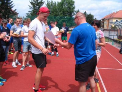 Turnaj přátelství 2016, vyhlášení výsledků turnaje v kopané1, 10.6.2016 (foto Vojtěch Blabla)