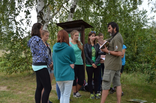 Terénní zoologická exkurze, rybník v areálu bývalých kasáren Valašské Meziříčí, 2. 9. 2016 (foto: Monika Hlosková)