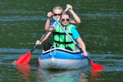 Sportovně-turistický kurz, Čekyně u Přerova, 5.-9. 9. 2016, kanoistky (foto: Pavel Novosád)