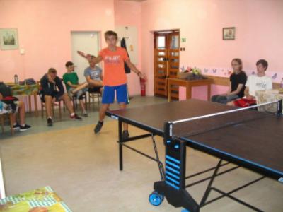 Sportovně-turistický kurz, Čekyně u Přerova, 5.-9. 9. 2016, turnaj ve stolním tenisu (foto: Vojtěch Blabla)