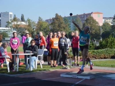 Krajské kolo Corny SŠ poháru v lehké atletice, Uherské Hradiště, 22. 9. 2016 (foto Monika Hlosková) (9)