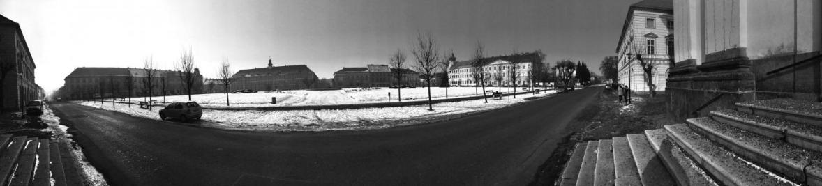 4. Panorama terezínského náměstí. Foto Kryštof Kantor