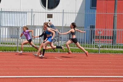 Krajské kolo Poháru rozhlasu, atletický stadion Uherské Hradiště, 17. 5. 2017 (foto Monika Hlosková) (21)