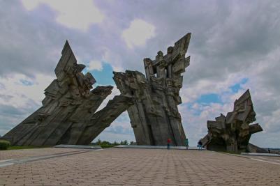 Památník válečným obětem u Kaunasu (Litva) 2017, foto František Jaskula