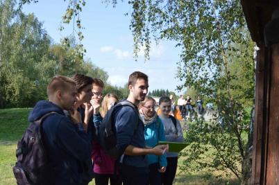 Terénní zoologická exkurze Ekosystém rybníka, rybník u Valašského ekocentra Valašské Meziříčí, 8. 9. 2017 (foto Monika Hlosková) (9)