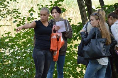 Terénní zoologická exkurze Ekosystém rybníka, rybník u Valašského ekocentra Valašské Meziříčí, 8. 9. 2017 (foto Monika Hlosková) (11)