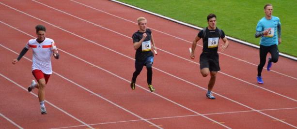 Krajské kolo středoškolského atletického poháru, stadion Uherské Hradiště, 21. 9. 2017 (foto Monika Hlosková) (47)