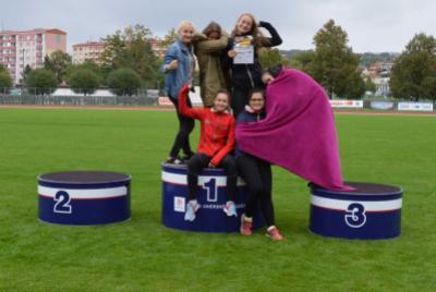 Krajské kolo středoškolského atletického poháru, stadion Uherské Hradiště, 21. 9. 2017 (foto Monika Hlosková) (53)