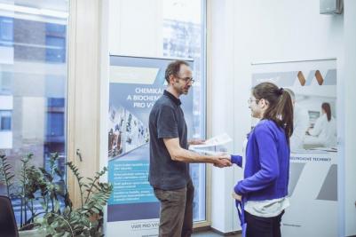 krajské kolo Chemické olympiády kategorie A, 8. 12. 2017, Fakulta technologická UTB ve Zlíně (foto - organizátoři) (3)