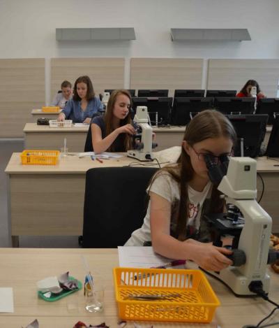 Okresní kolo 52. ročníku Biologické olympiády kategorie C, Praktický úkol, 23. 4. 2018 (foto Monika Hlosková) (5)