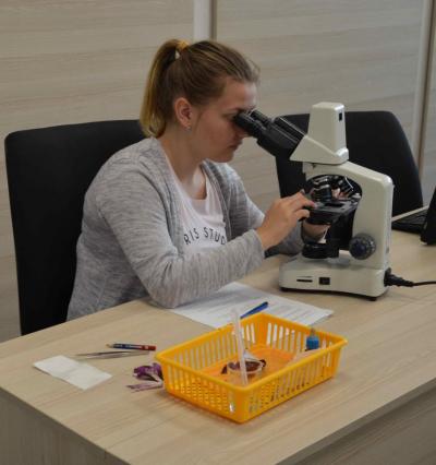 Okresní kolo 52. ročníku Biologické olympiády kategorie C, Praktický úkol, 23. 4. 2018 (foto Monika Hlosková) (15)