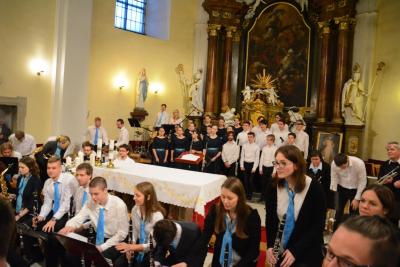 Třetí Adventní koncert sboru Basové G v Rožnově pod Radhoštěm, kostel Všech svatých v Rožnově, 17. 12. 2017 (foto Antonín Ernest) (6)