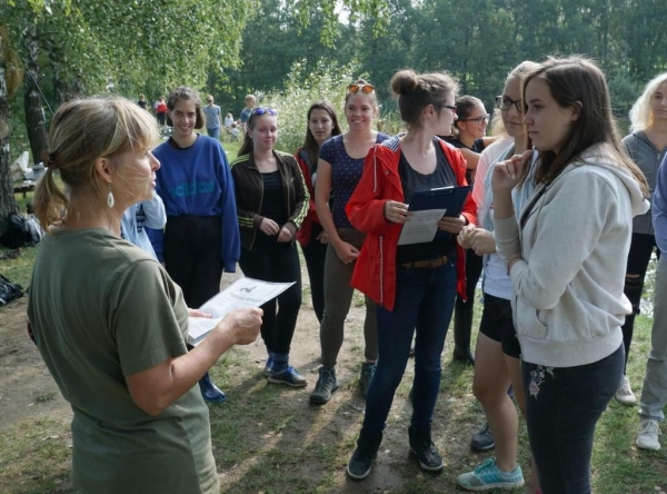 Zoologická exkurze Ekosystém rybníka, 5. 9. 2018, rybník v lesoparku u Valašského ekocentra (foto Mirek Dvorský) (16)