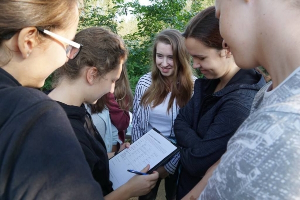 Zoologická exkurze Ekosystém rybníka, 5. 9. 2018, rybník v lesoparku u Valašského ekocentra (foto Mirek Dvorský) (19)