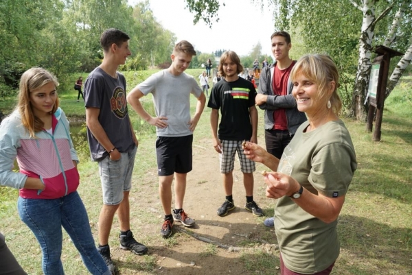 Zoologická exkurze Ekosystém rybníka, 5. 9. 2018, rybník v lesoparku u Valašského ekocentra (foto Mirek Dvorský) (20)