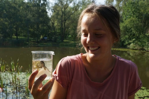 Zoologická exkurze Ekosystém rybníka, 5. 9. 2018, rybník v lesoparku u Valašského ekocentra (foto Mirek Dvorský) (21)