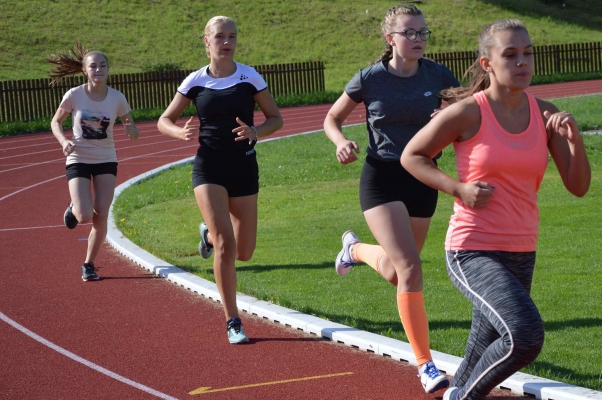 Středoškolský atletický pohár, okresní kolo, stadion Valašské Meziříčí, 18. 9. 2018 (foto Monika Hlosková) (14)