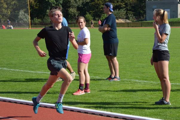 Středoškolský atletický pohár, okresní kolo, stadion Valašské Meziříčí, 18. 9. 2018 (foto Monika Hlosková) (18)