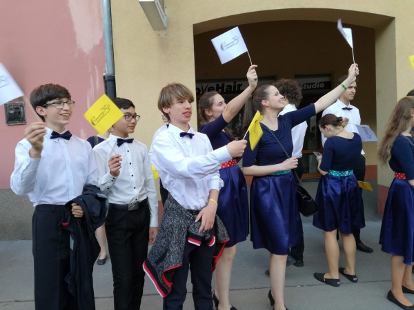 Finále jubilejního XXV. ročníku hodnocené přehlídky gymnaziálních pěveckých sborů Gymnasia Cantant, Brno, 25.–27. dubna 2019 (foto organizátoři soutěže) (7)