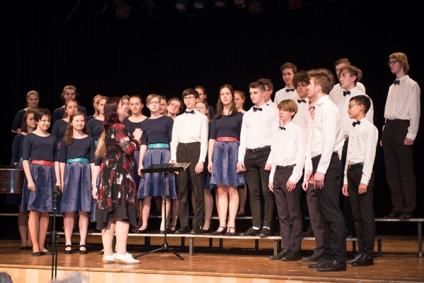 Finále jubilejního XXV. ročníku hodnocené přehlídky gymnaziálních pěveckých sborů Gymnasia Cantant, koncert Sbory sborům, Brno, 25.–27. dubna 2019 (foto organizátoři soutěže) (2)