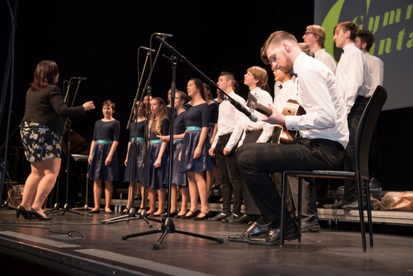 Finále jubilejního XXV. ročníku hodnocené přehlídky gymnaziálních pěveckých sborů Gymnasia Cantant, závěrečný koncert, Brno, 25.–27. dubna 2019 (foto organizátoři soutěže) (11)