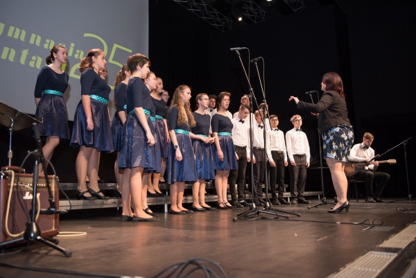 Finále jubilejního XXV. ročníku hodnocené přehlídky gymnaziálních pěveckých sborů Gymnasia Cantant, závěrečný koncert, Brno, 25.–27. dubna 2019 (foto organizátoři soutěže) (12)