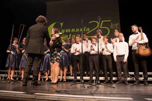 Finále jubilejního XXV. ročníku hodnocené přehlídky gymnaziálních pěveckých sborů Gymnasia Cantant, závěrečný koncert, Brno, 25.–27. dubna 2019 (foto organizátoři soutěže) (14)