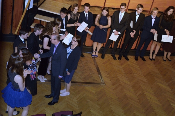 Slavnostní zakončení maturitních zkoušek, sál KZ Valašské Meziříčí, 31. 5. 2019 (foto Monika Hlosková) (23)