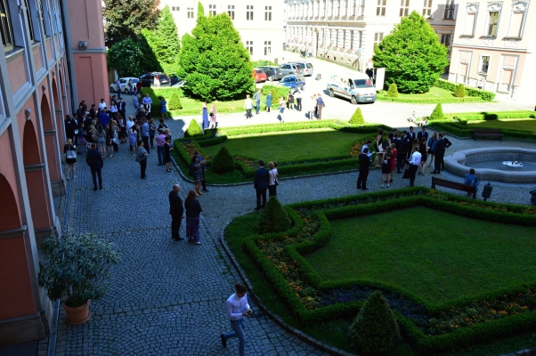 Slavnostní zakončení maturitních zkoušek, sál KZ Valašské Meziříčí, 31. 5. 2019 (foto Monika Hlosková) (44)