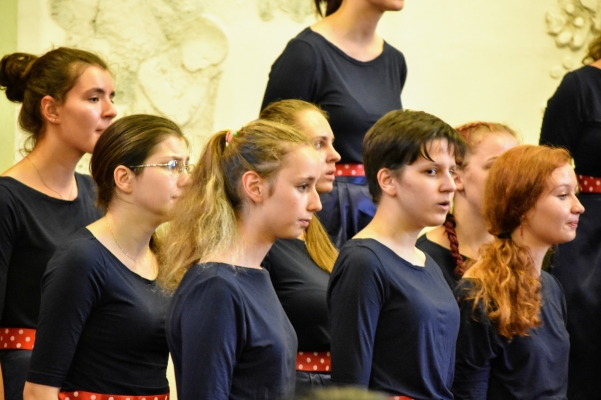 Benefiční koncert „Studenti městu“, kostel Českobratrské církve evagelické ve Valašském Meziříčí, 13. 6. 2019 (foto Pavel Novosád) (19)