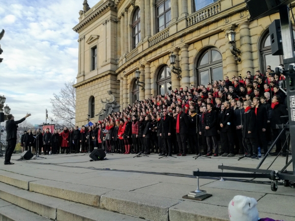 Festa academica, koncert 17. 11. 2019, Basové G (foto organizátoři akce) (9)