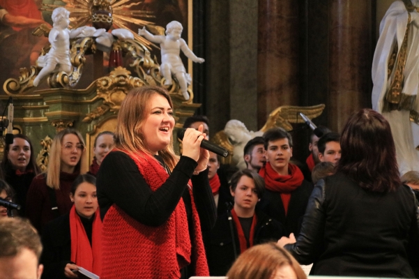 Koncert Basové G a Beskydský orchestr Rožnov p. R 22. 12. 2019 (foto František Jaskula) (15)