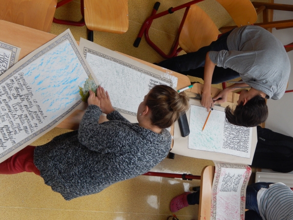 Studenti třídy 1. A tvoří Dopis stromu