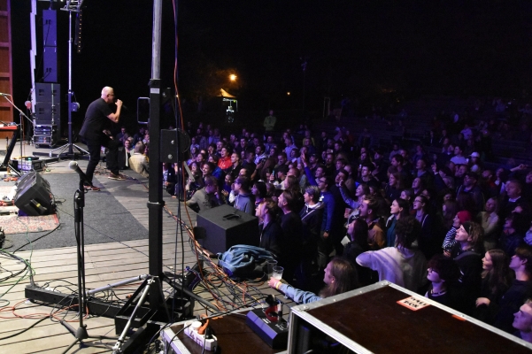 Velký koncert gympláckých kapel. Foto Pavel Novosád (29)